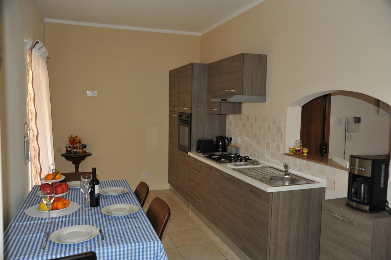 Doms Apartment Tarxien Zimmer foto